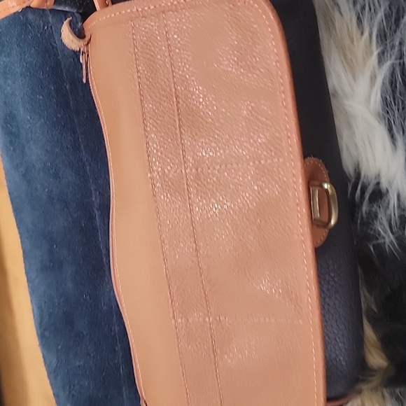 VINTAGE DONNEY AND BOURKE HANDBAG - Picture 4 of 14